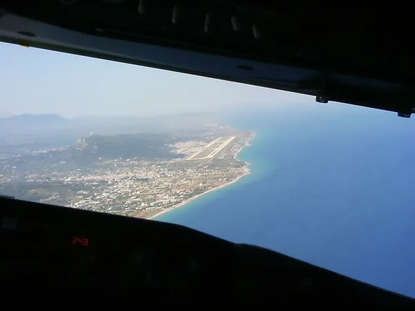 'Real flying' over the Greek islands: a visual approach into Rhodes, the kind every student pilot learns on day one, only now in something a lot bigger:)