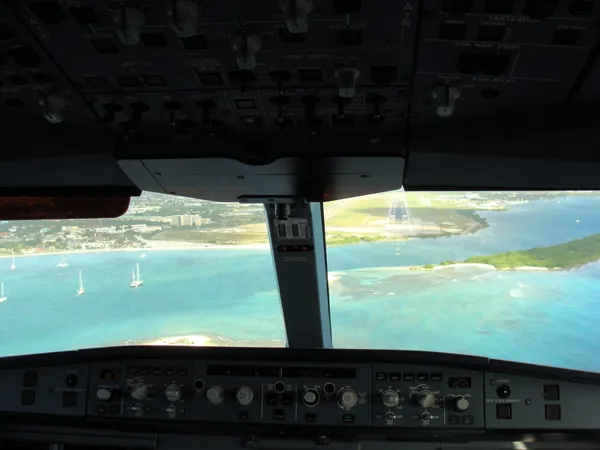 Landing in Aruba.